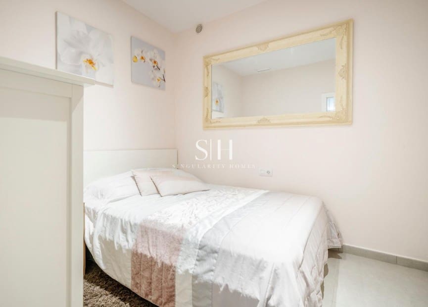 Chalet de 5 habitaciones en Aguas Nuevas en venta con piscina - 499.500 € (Ref: 10179245)