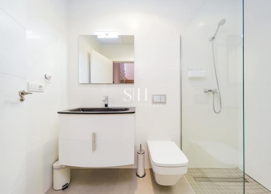 Chalet de 5 habitaciones en Aguas Nuevas en venta con piscina - 499.500 € (Ref: 10179245)