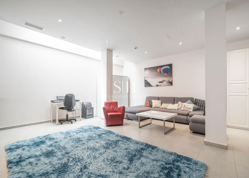 Chalet de 5 habitaciones en Aguas Nuevas en venta con piscina - 499.500 € (Ref: 10179245)