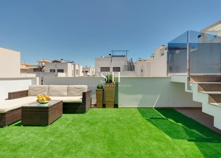 Chalet de 5 habitaciones en Aguas Nuevas en venta con piscina - 499.500 € (Ref: 10179245)