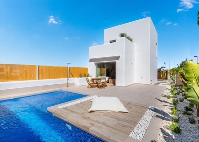 3 soveværelse Villa til salg i Las Lomas de Rame - Bahía Bella, Los Alcázares med swimmingpool - € 399.900 (Ref: 8512021)