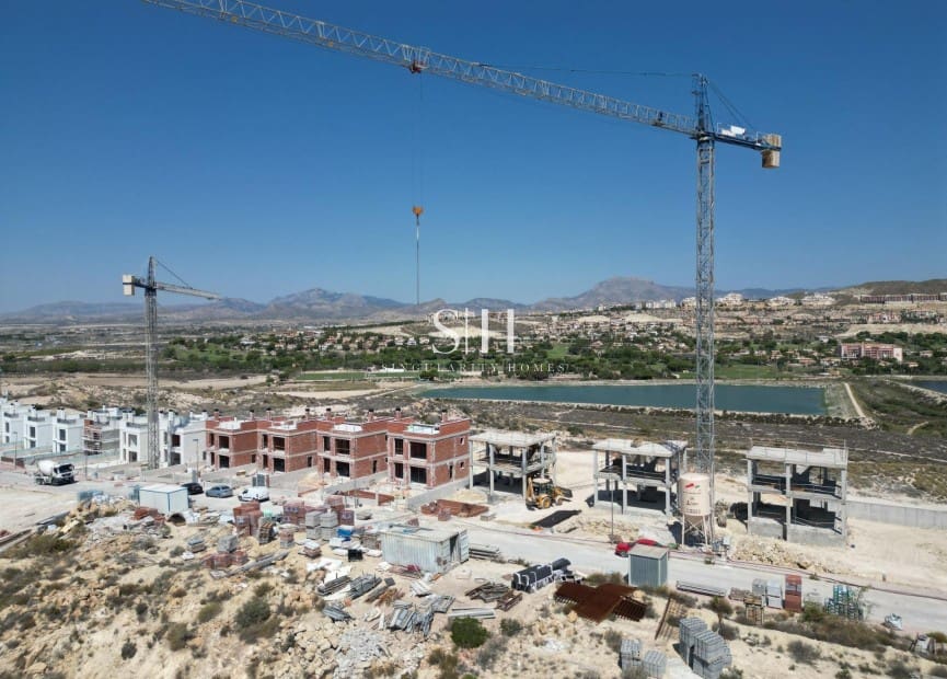 3 chambre Villa/Maison à vendre à Muchamiel / Mutxamel avec piscine - 450 000 € (Ref: 8512025)