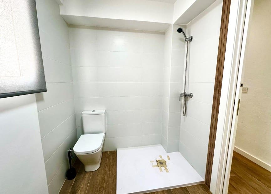 3 chambre Appartement à vendre à Torrevieja - 179 000 € (Ref: 8512072)