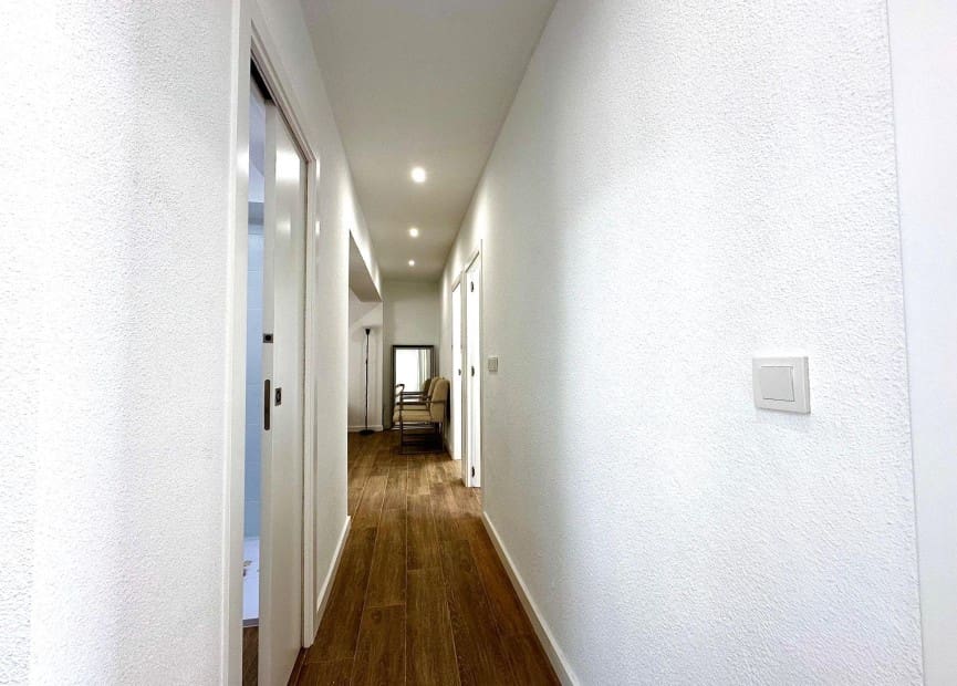 3 chambre Appartement à vendre à Torrevieja - 179 000 € (Ref: 8512072)