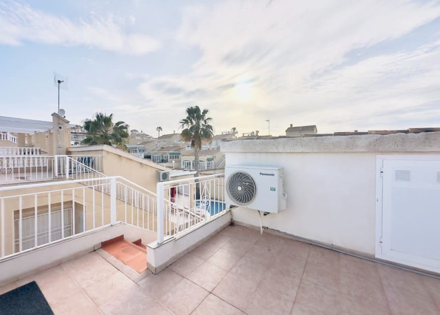 3 sypialnia Willa na sprzedaż w Playa Flamenca z basenem garażem - 349 000 € (Ref: 8512076)