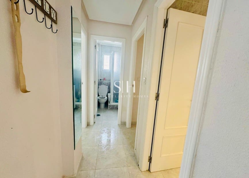 3 sypialnia Willa na sprzedaż w Playa Flamenca z basenem garażem - 349 000 € (Ref: 8512076)