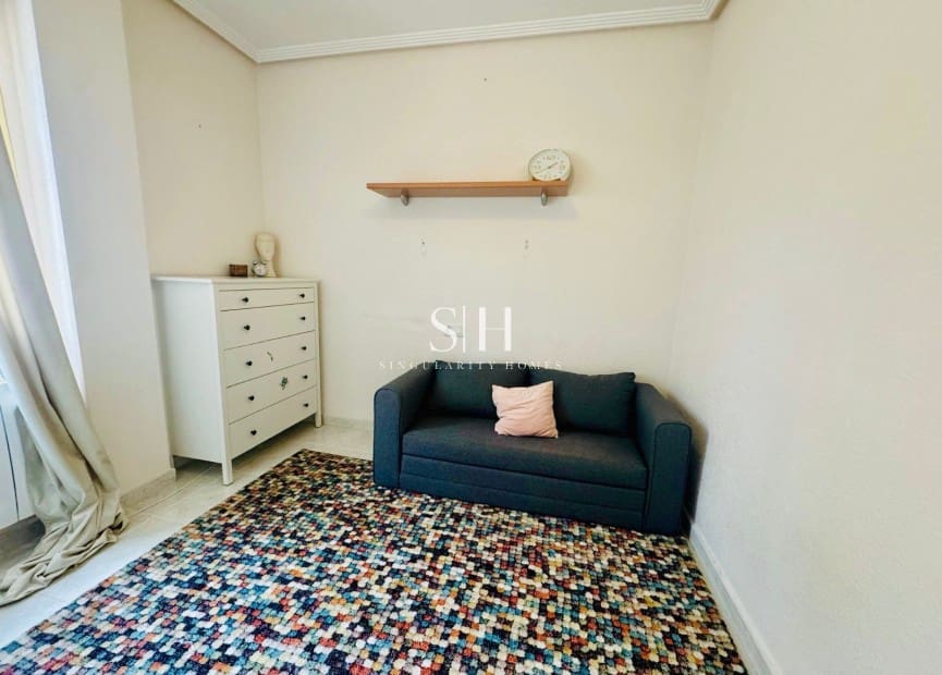 3 sypialnia Willa na sprzedaż w Playa Flamenca z basenem garażem - 349 000 € (Ref: 8512076)