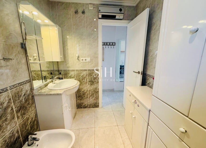 3 sypialnia Willa na sprzedaż w Playa Flamenca z basenem garażem - 349 000 € (Ref: 8512076)