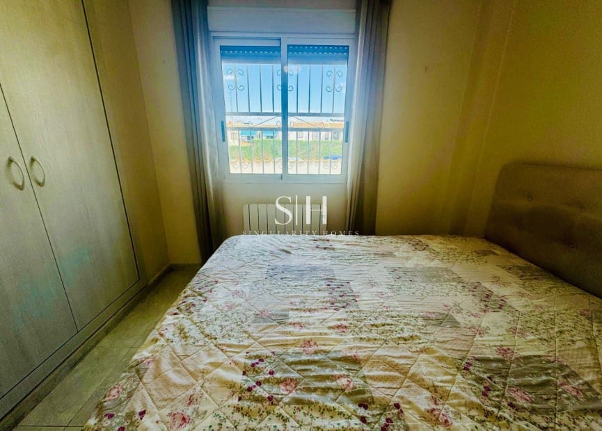 3 sypialnia Willa na sprzedaż w Playa Flamenca z basenem garażem - 349 000 € (Ref: 8512076)