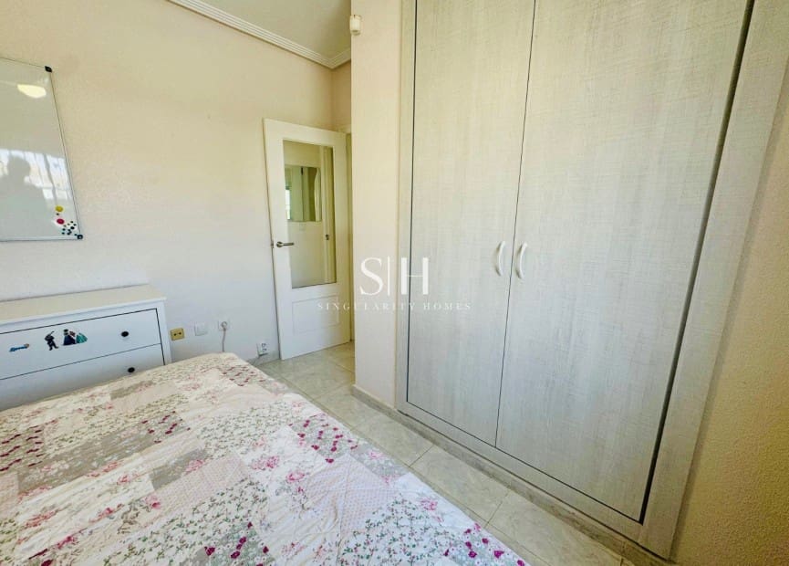 3 sypialnia Willa na sprzedaż w Playa Flamenca z basenem garażem - 349 000 € (Ref: 8512076)