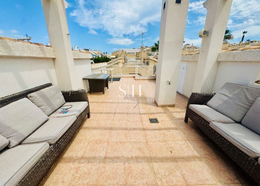 3 sypialnia Willa na sprzedaż w Playa Flamenca z basenem garażem - 349 000 € (Ref: 8512076)