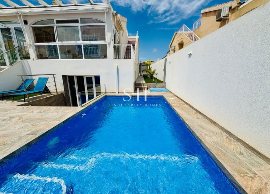 3 sypialnia Willa na sprzedaż w Playa Flamenca z basenem garażem - 349 000 € (Ref: 8512076)