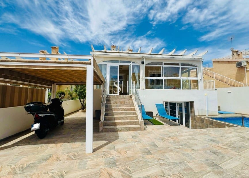 3 sypialnia Willa na sprzedaż w Playa Flamenca z basenem garażem - 349 000 € (Ref: 8512076)