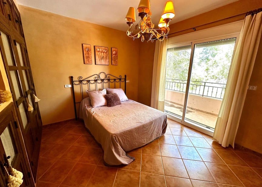 5 bedroom Villa for sale in San Miguel de Salinas with pool - € 495,000 (Ref: 8512077)