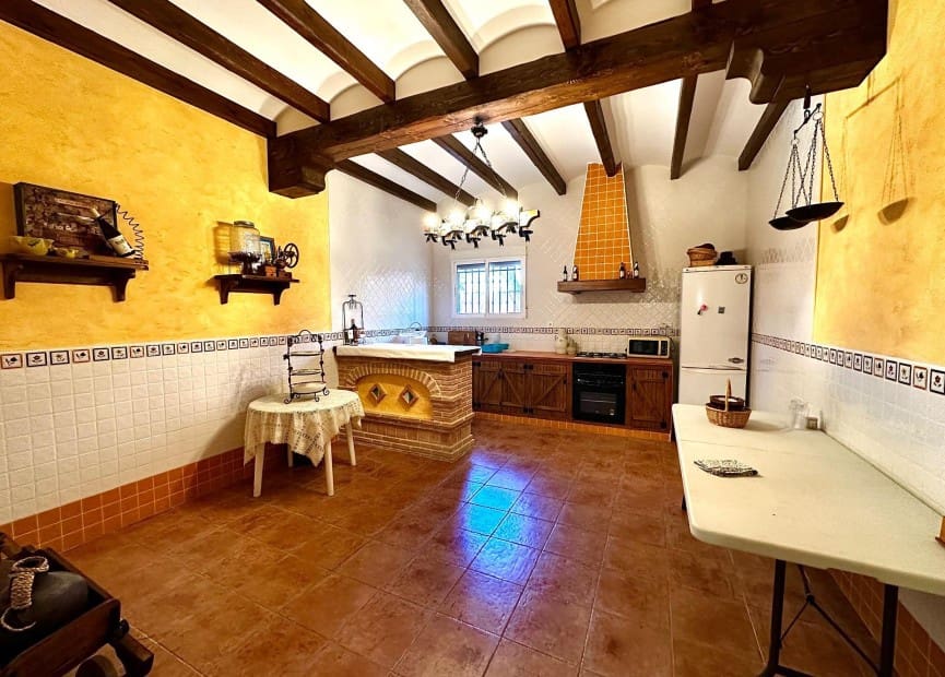 5 bedroom Villa for sale in San Miguel de Salinas with pool - € 495,000 (Ref: 8512077)