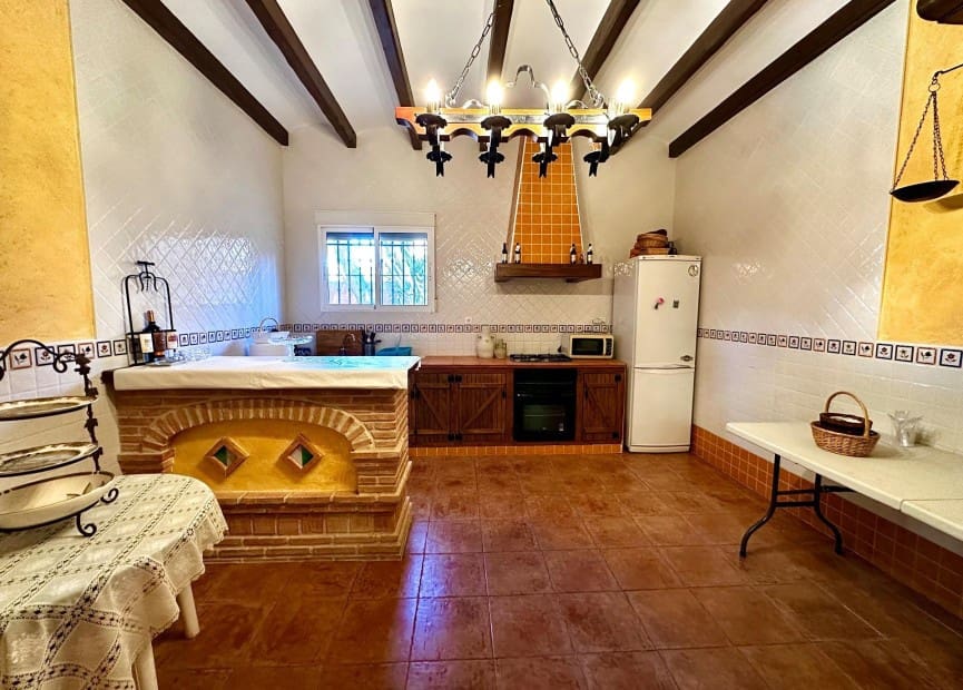 5 bedroom Villa for sale in San Miguel de Salinas with pool - € 495,000 (Ref: 8512077)