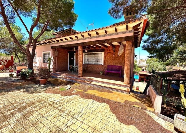 5 bedroom Villa for sale in San Miguel de Salinas with pool - € 495,000 (Ref: 8512077)