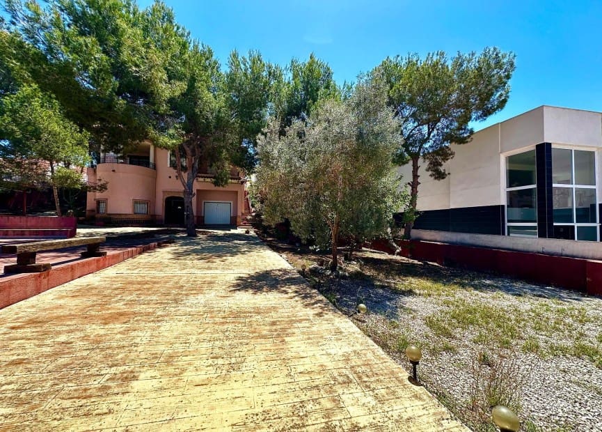 5 bedroom Villa for sale in San Miguel de Salinas with pool - € 495,000 (Ref: 8512077)