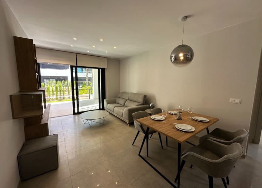 2 bedroom Apartment for sale in Playa Flamenca with pool garage - € 420,000 (Ref: 8575508)