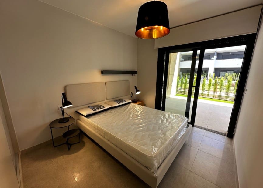 2 bedroom Apartment for sale in Playa Flamenca with pool garage - € 420,000 (Ref: 8575508)