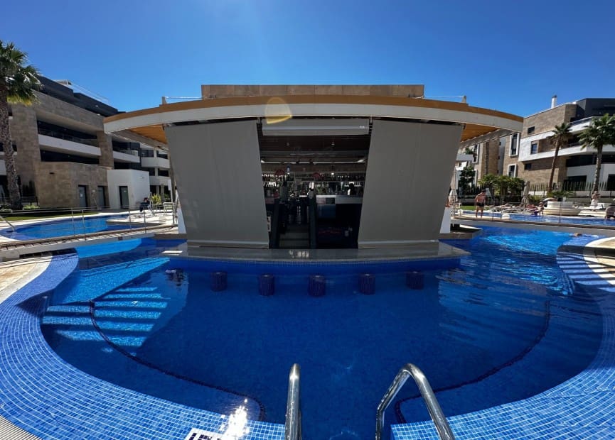 2 bedroom Apartment for sale in Playa Flamenca with pool garage - € 420,000 (Ref: 8575508)