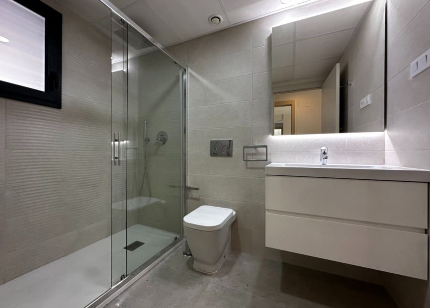 2 bedroom Apartment for sale in Playa Flamenca with pool garage - € 420,000 (Ref: 8575508)