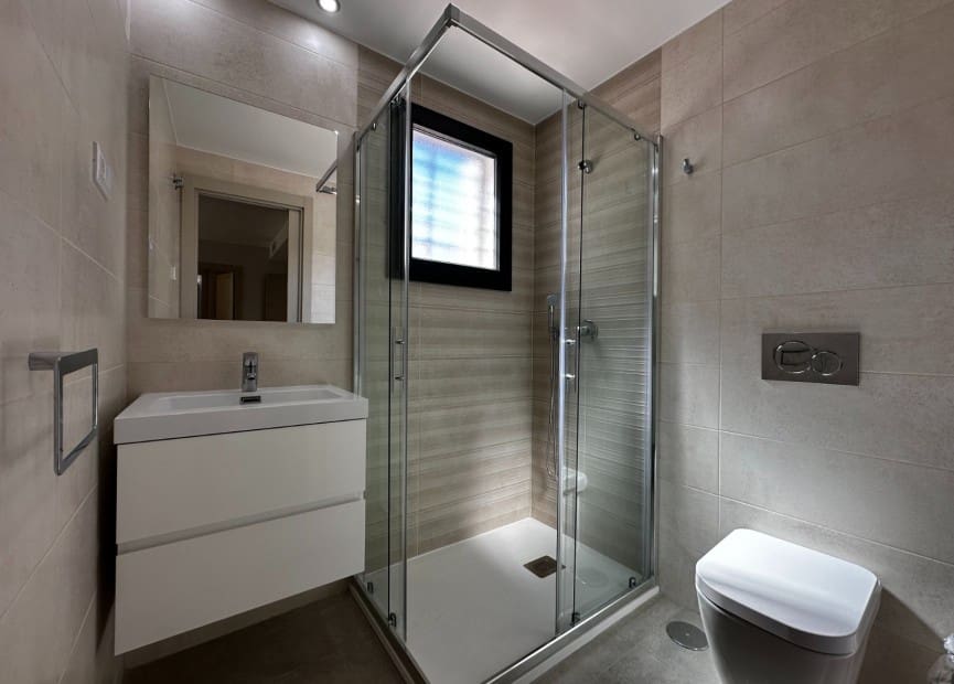 2 bedroom Apartment for sale in Playa Flamenca with pool garage - € 420,000 (Ref: 8575508)