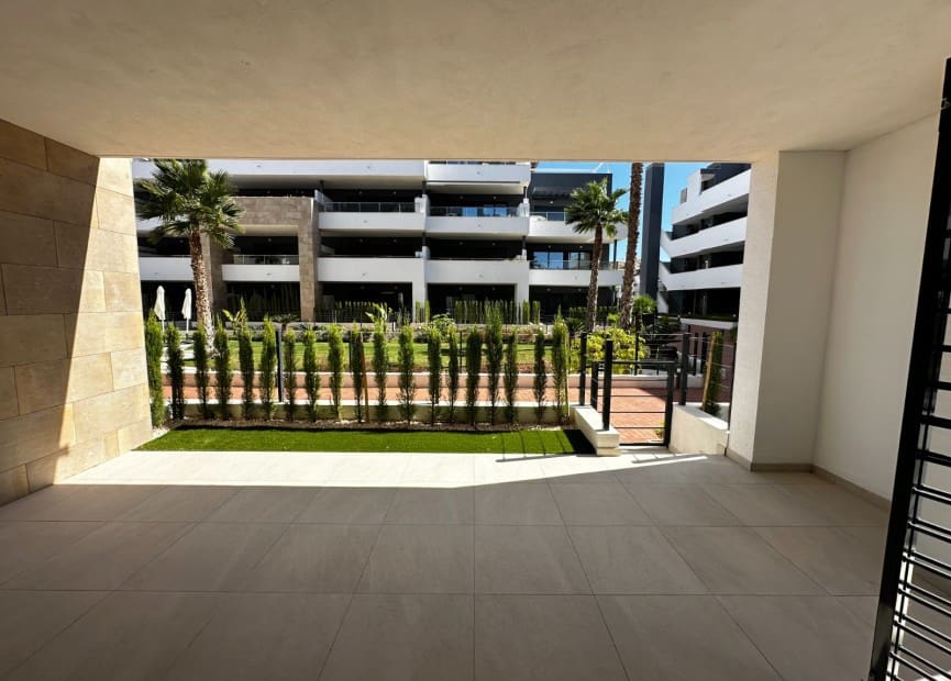 2 bedroom Apartment for sale in Playa Flamenca with pool garage - € 420,000 (Ref: 8575508)