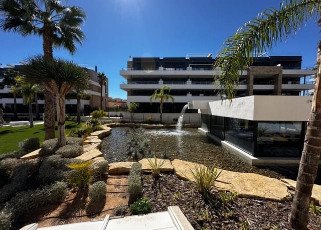 2 slaapkamer Appartement te koop in Playa Flamenca, Orihuela met zwembad garage - € 420.000 (Ref: 8575508)