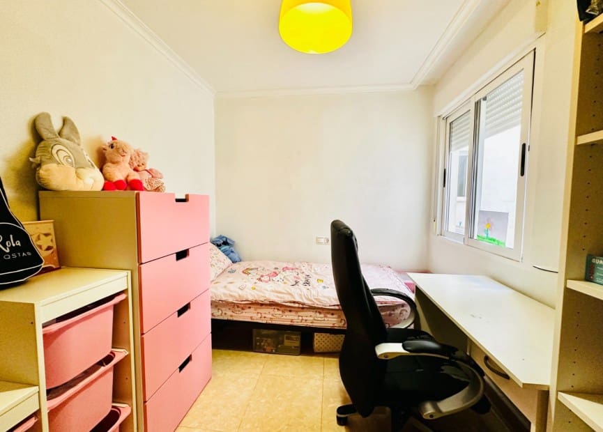 3 soveværelse Lejlighed til salg i Torrevieja - € 149.900 (Ref: 8592728)