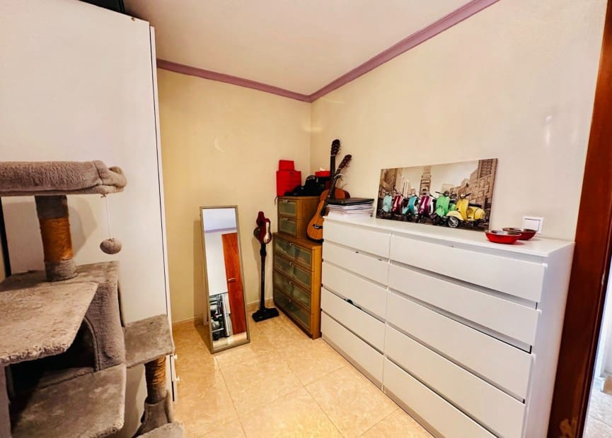 3 soveværelse Lejlighed til salg i Torrevieja - € 149.900 (Ref: 8592728)