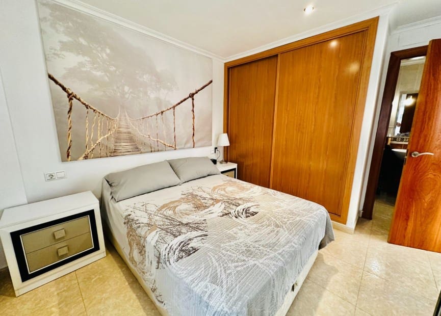 3 soveværelse Lejlighed til salg i Torrevieja - € 149.900 (Ref: 8592728)