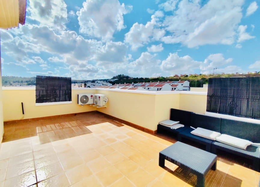 4 bedroom Villa for sale in San Miguel de Salinas with pool - € 249,000 (Ref: 8635652)