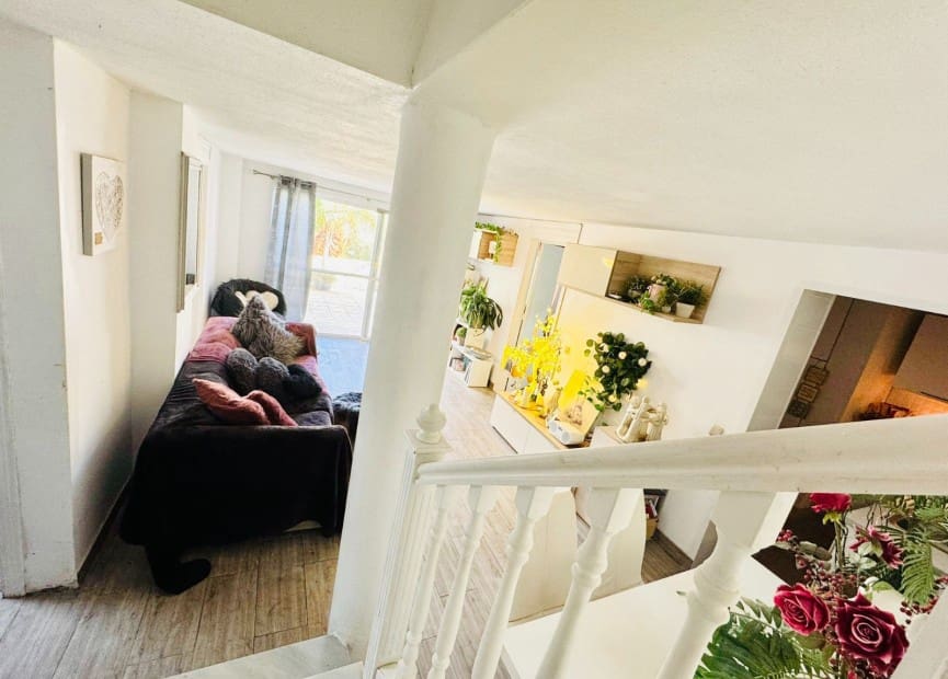 4 bedroom Villa for sale in Orihuela Costa with pool - € 399,000 (Ref: 8695619)