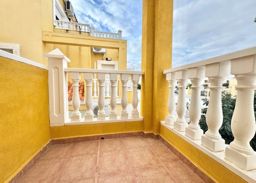 3 soveværelse Byhus til salg i La Zenia - € 216.000 (Ref: 8700697)