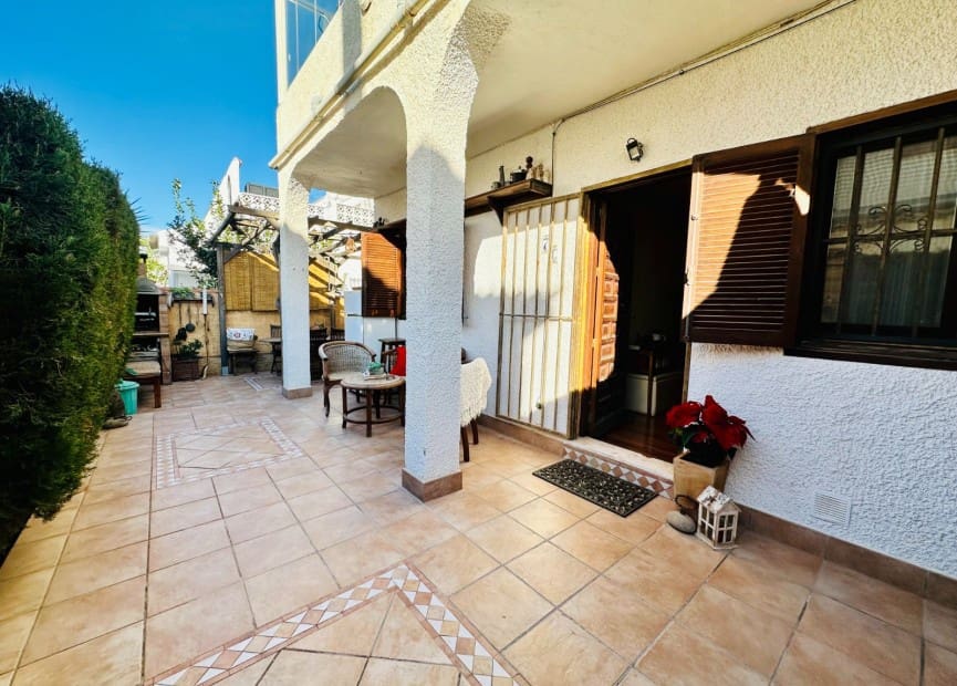 3 bedroom Bungalow for sale in Torrevieja - € 189,000 (Ref: 8718569)