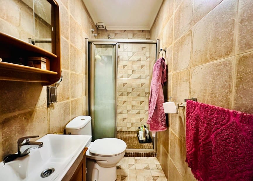 3 bedroom Bungalow for sale in Torrevieja - € 189,000 (Ref: 8718569)