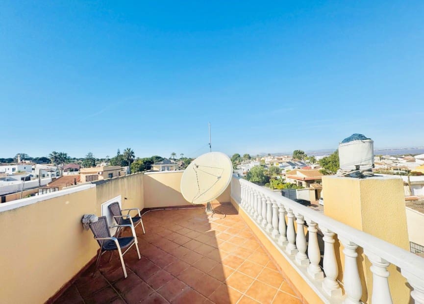 6 bedroom Villa for sale in Torrevieja with pool garage - € 610,000 (Ref: 8754617)