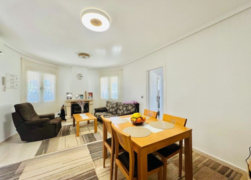 3 slaapkamer Villa te koop in Benijofar met zwembad - € 350.000 (Ref: 8813490)