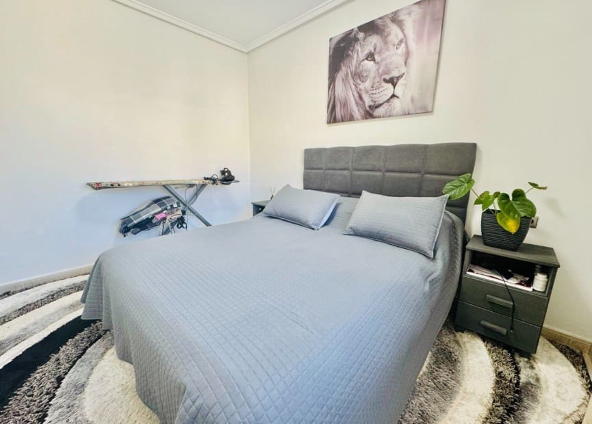 3 slaapkamer Villa te koop in Benijofar met zwembad - € 350.000 (Ref: 8813490)