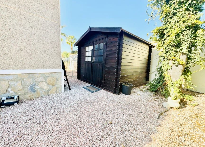 3 slaapkamer Villa te koop in Benijofar met zwembad - € 350.000 (Ref: 8813490)