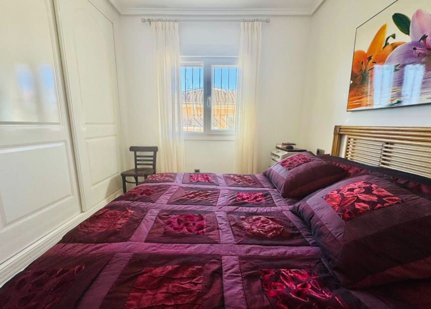 3 slaapkamer Villa te koop in Benijofar met zwembad - € 350.000 (Ref: 8813490)