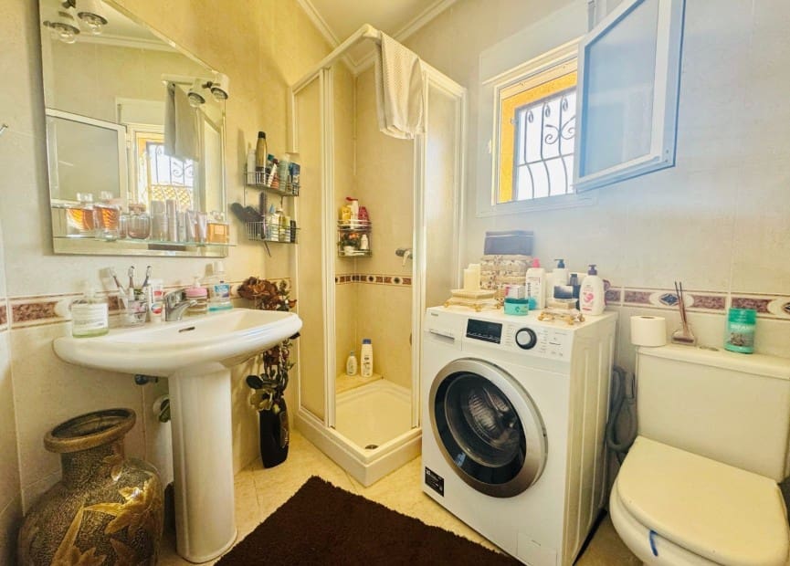 3 slaapkamer Villa te koop in Benijofar met zwembad - € 350.000 (Ref: 8813490)