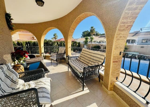 3 slaapkamer Villa te koop in Benijófar met zwembad - € 350.000 (Ref: 8813490)