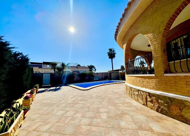 3 slaapkamer Villa te koop in Benijófar met zwembad - € 350.000 (Ref: 8813490)