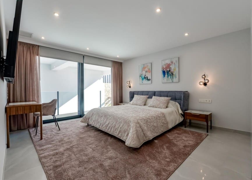 8 slaapkamer Villa te koop in Finestrat met zwembad - € 4.450.000 (Ref: 8823519)