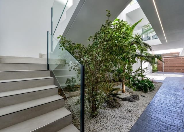 8 slaapkamer Villa te koop in Golf Bahía, Finestrat met zwembad - € 4.450.000 (Ref: 8823519)