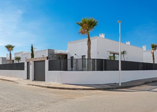 3 soveværelse Villa til salg i Mar de Cristal, Cartagena med swimmingpool - € 549.000 (Ref: 8823531)