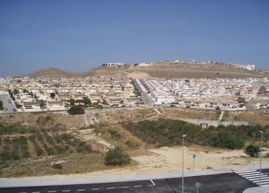 3 soveværelse Villa til salg i Benijofar med swimmingpool - € 488.000 (Ref: 8824236)