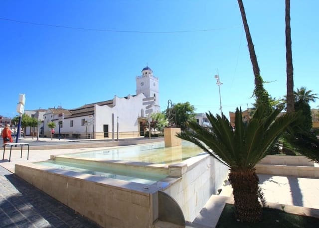 3 soveværelse Villa til salg i Benijófar med swimmingpool - € 488.000 (Ref: 8824236)